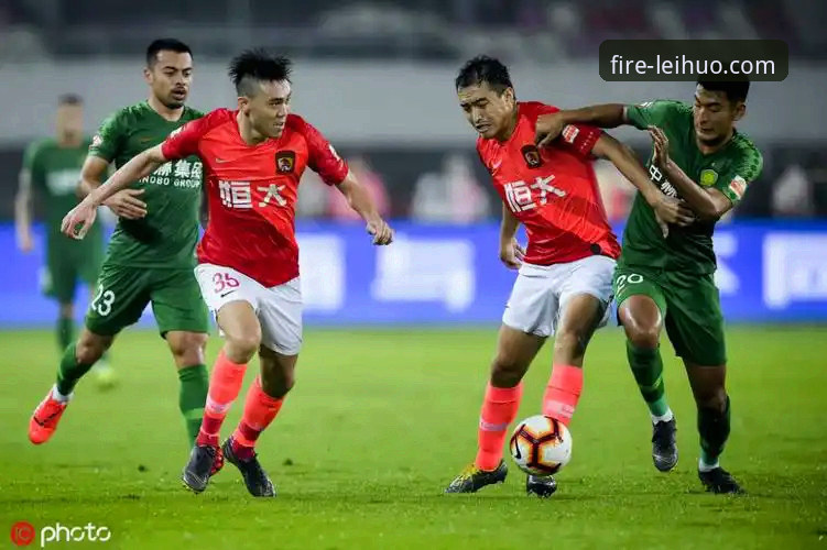 从巅峰到审判：解码恒大足球兴衰与雷火电竞新手入门启示录